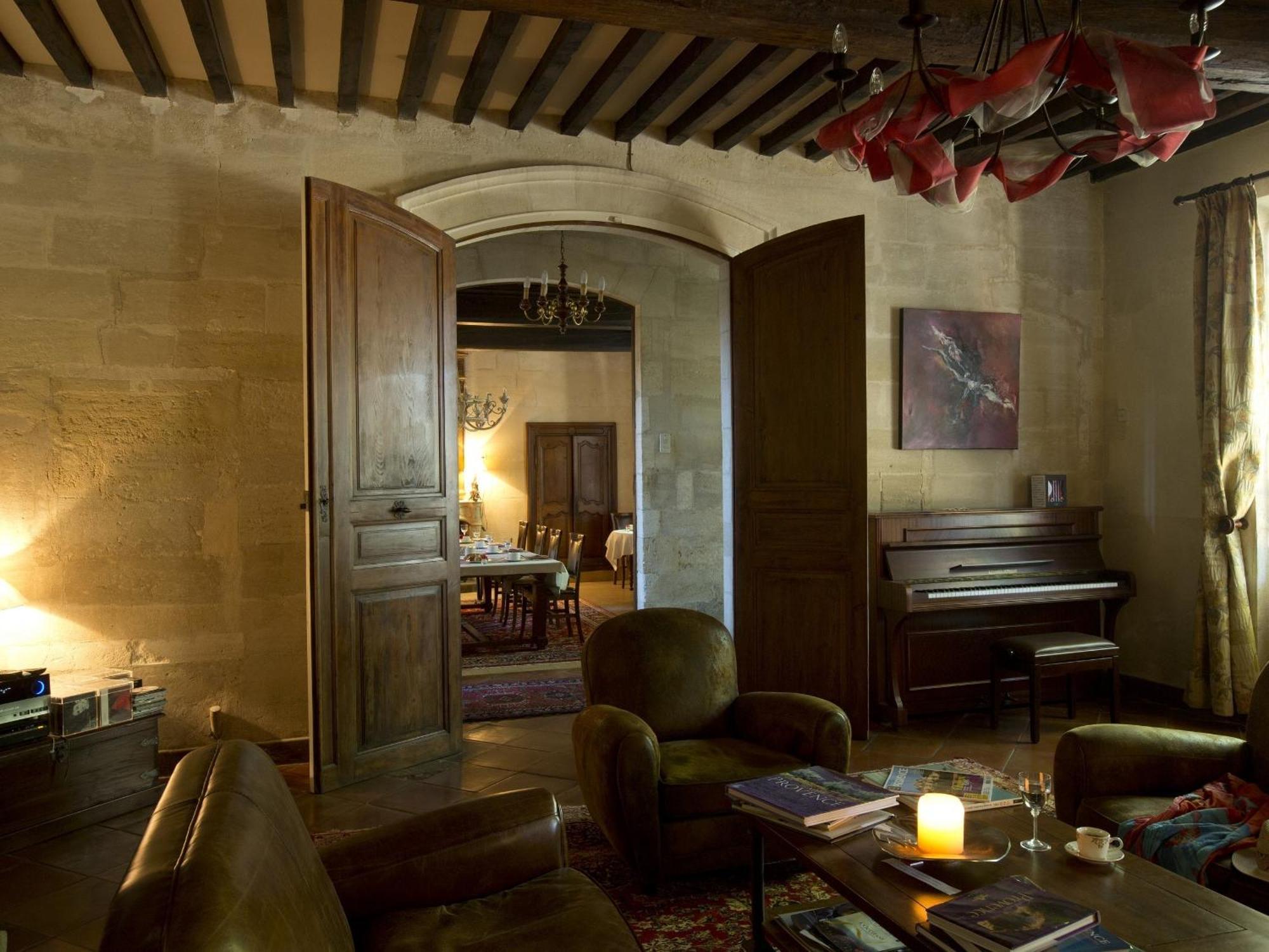 Domaine De Rhodes Bed and breakfast Aviñón