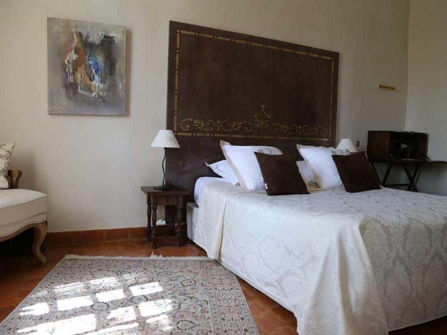 Domaine De Rhodes Bed and breakfast