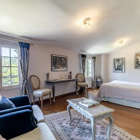 Domaine De Rhodes B&B Avignon Room photo