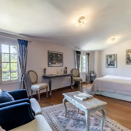 Domaine De Rhodes B&B Avignon Room photo