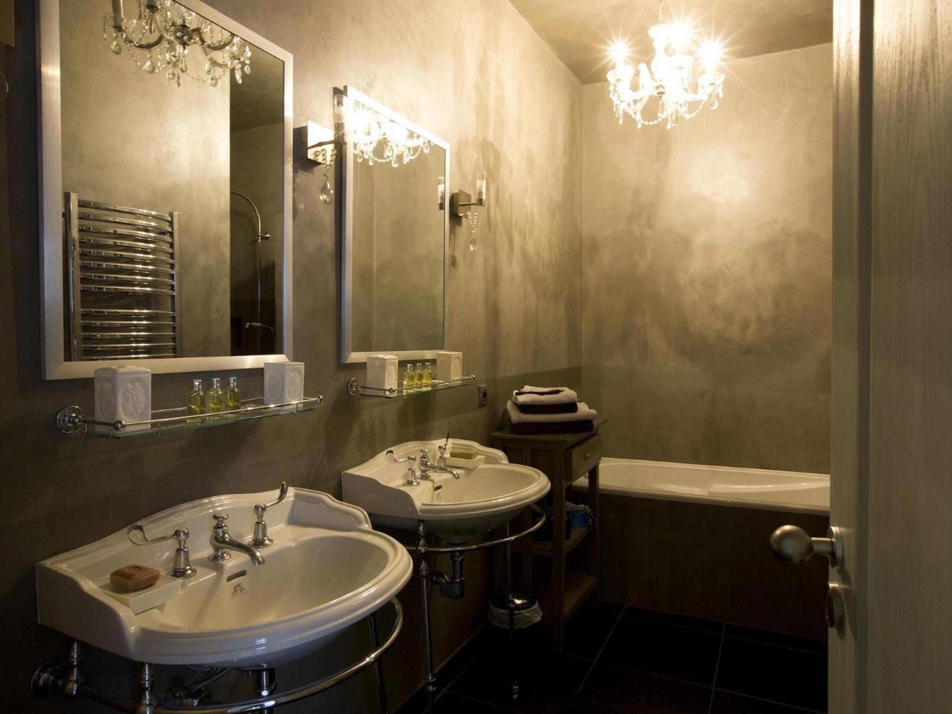 Domaine De Rhodes 3* Avignon