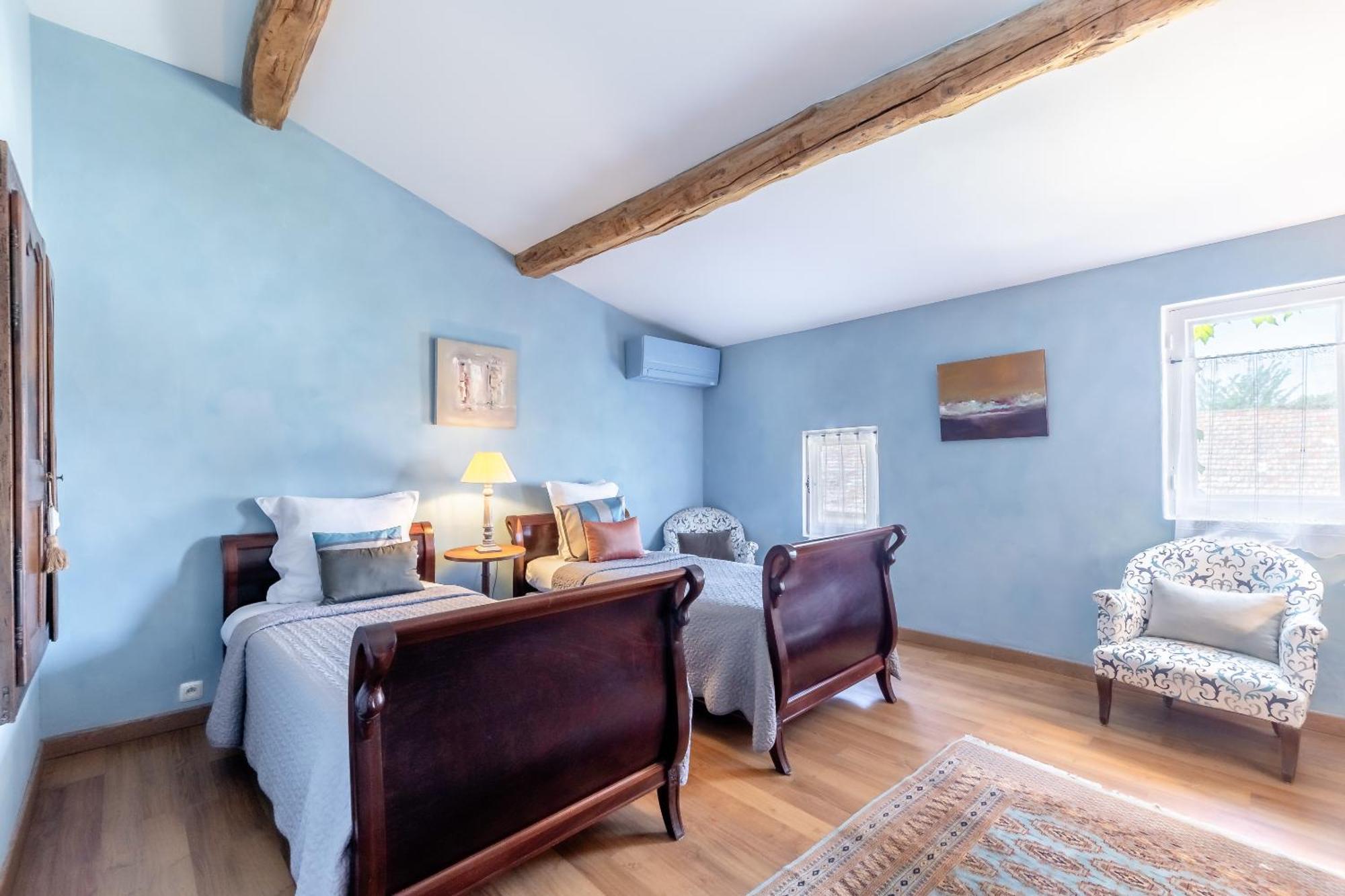 Bed & Breakfast Domaine De Rhodes Avignon