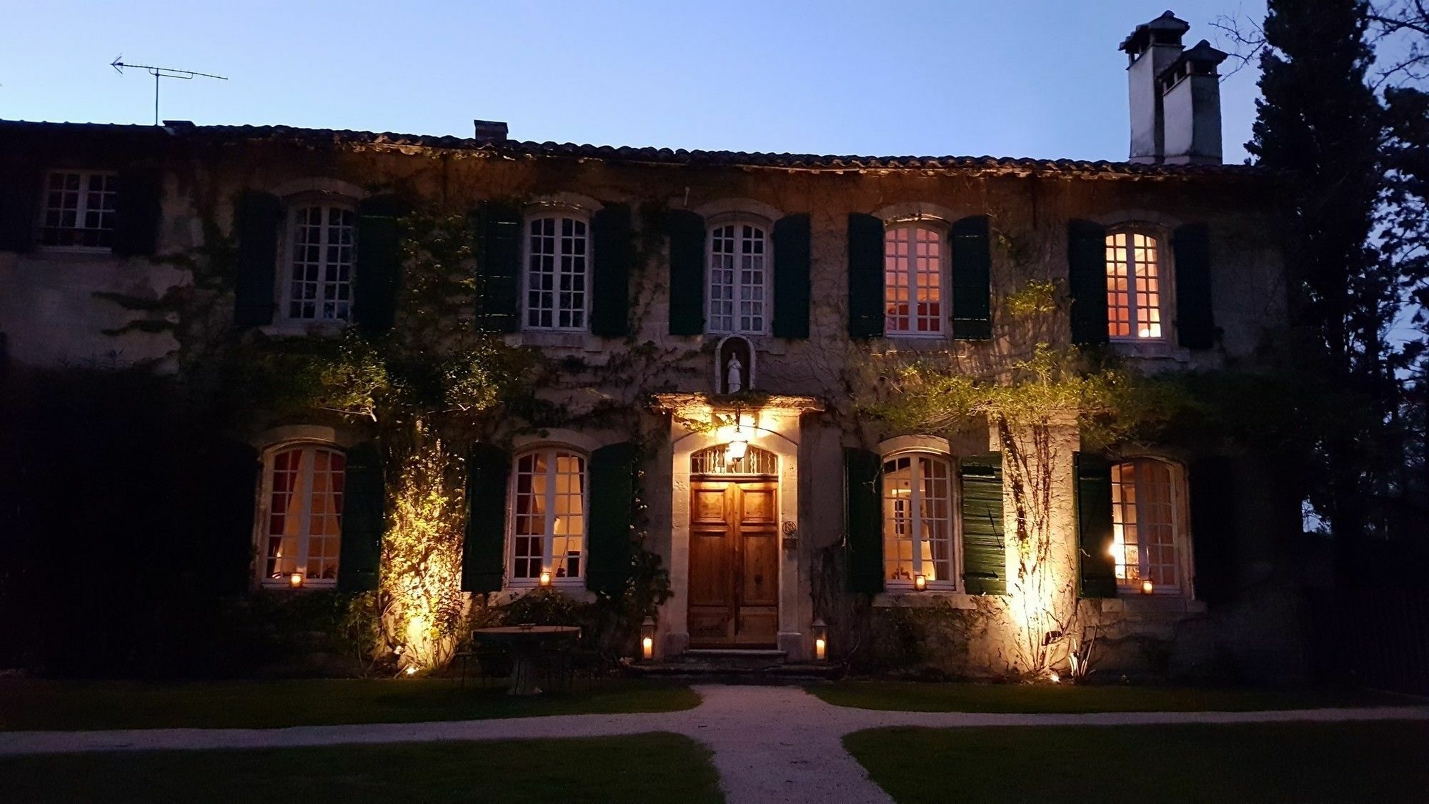 Domaine De Rhodes 3*